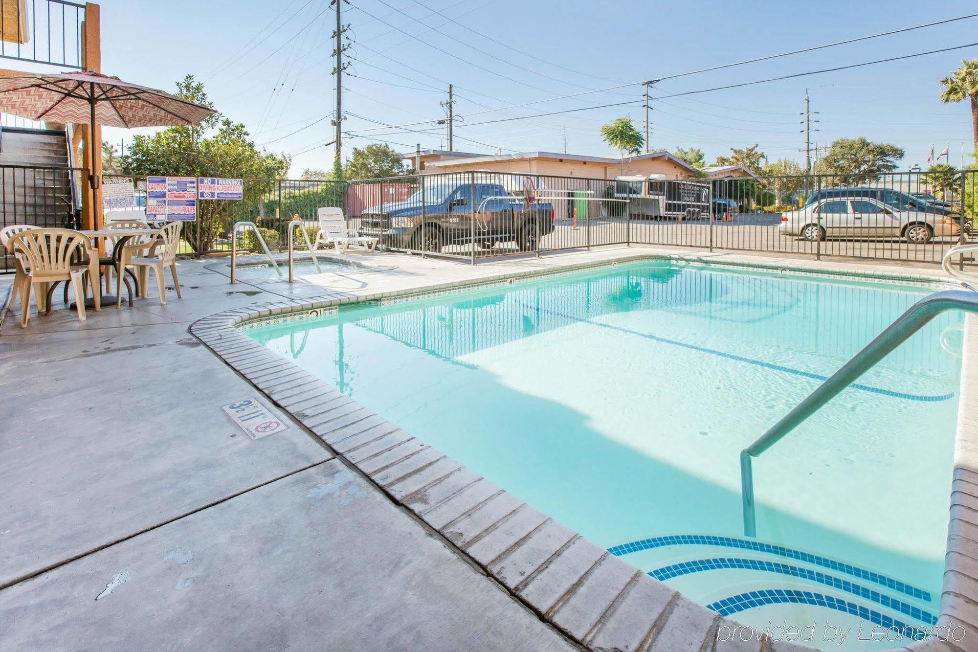 Econo Lodge Inn & Suites Lodi - Wine Country Area Exterior foto